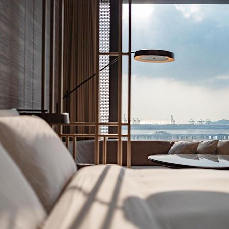 Conrad Shenzhen, The First Art Museum Hotel In Greater Bay Area With The Stunning Bay And Sunset View In The Hotel Terrace Exterior photo