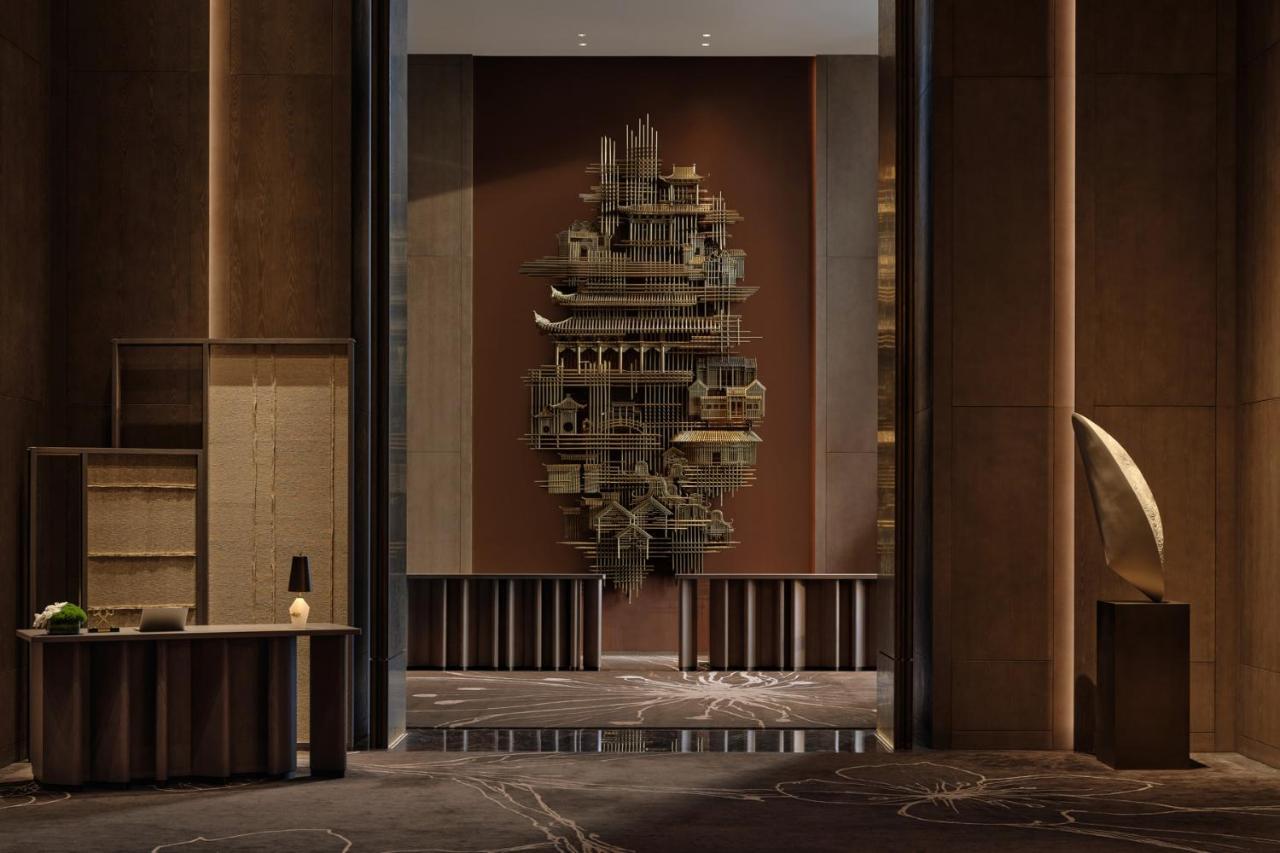 Conrad Shenzhen, The First Art Museum Hotel In Greater Bay Area With The Stunning Bay And Sunset View In The Hotel Terrace Exterior photo