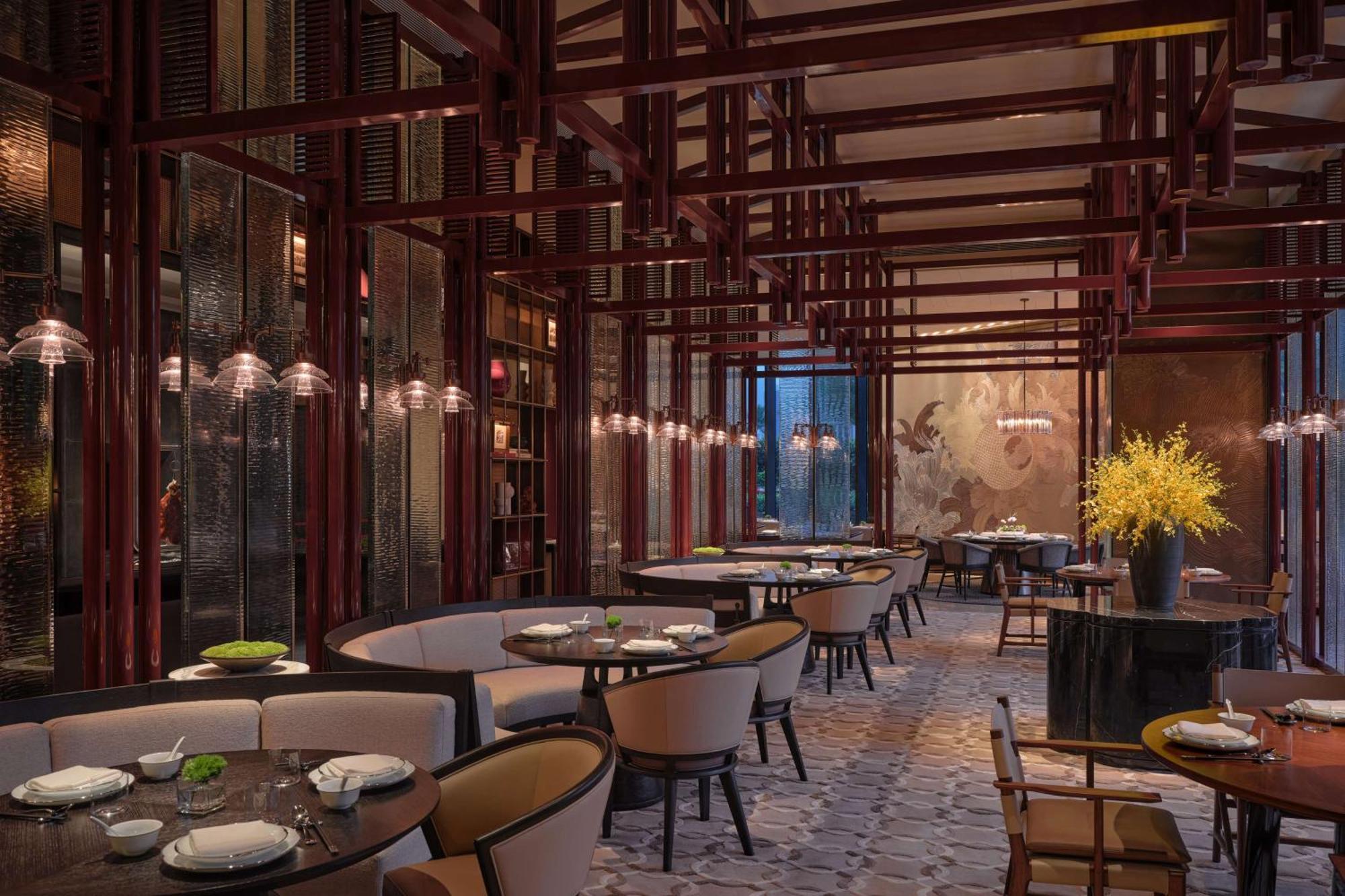 Conrad Shenzhen, The First Art Museum Hotel In Greater Bay Area With The Stunning Bay And Sunset View In The Hotel Terrace Exterior photo