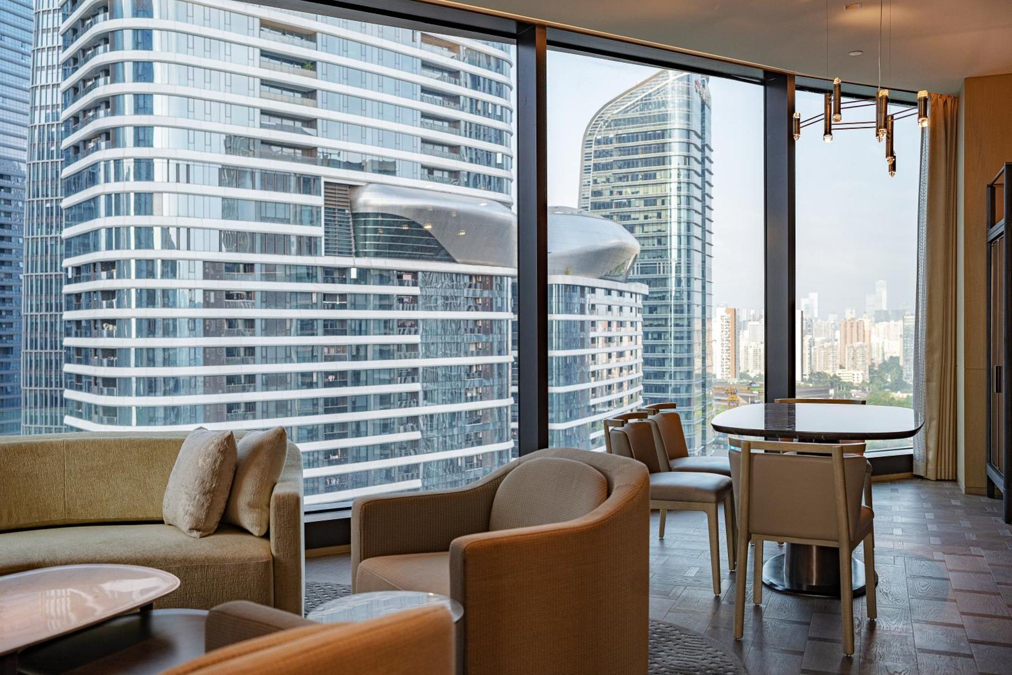 Conrad Shenzhen, The First Art Museum Hotel In Greater Bay Area With The Stunning Bay And Sunset View In The Hotel Terrace Exterior photo